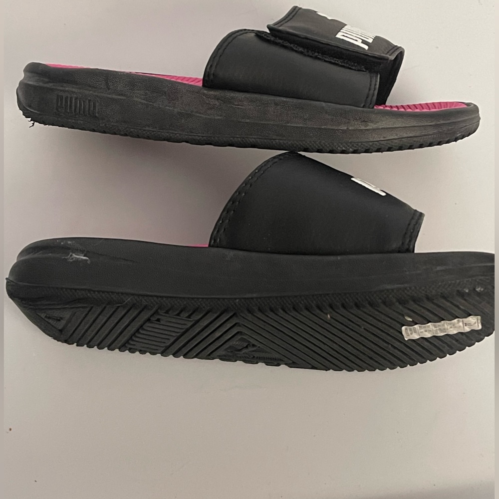 Puma Slides - Picture 4 of 5